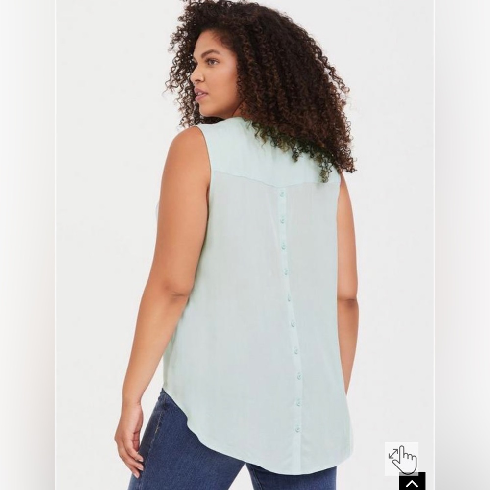 Twill Button Back Tank - Picture 3 of 6